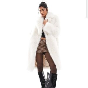 NWT Bershka Asos Plush Faux Fur Coat White XS
